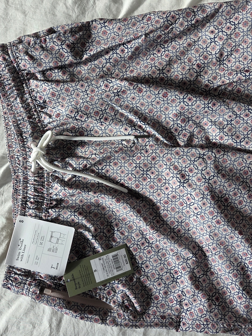 Men's Patterned Swim Trunks with Drawstring - New With Tag